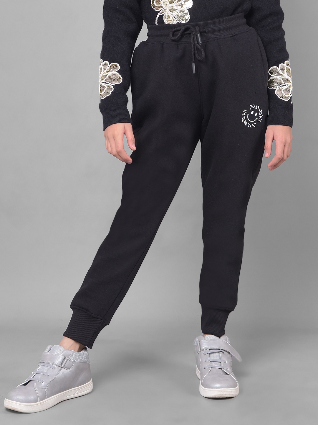 

Crimsoune Club Girls Mid Rise Joggers, Black