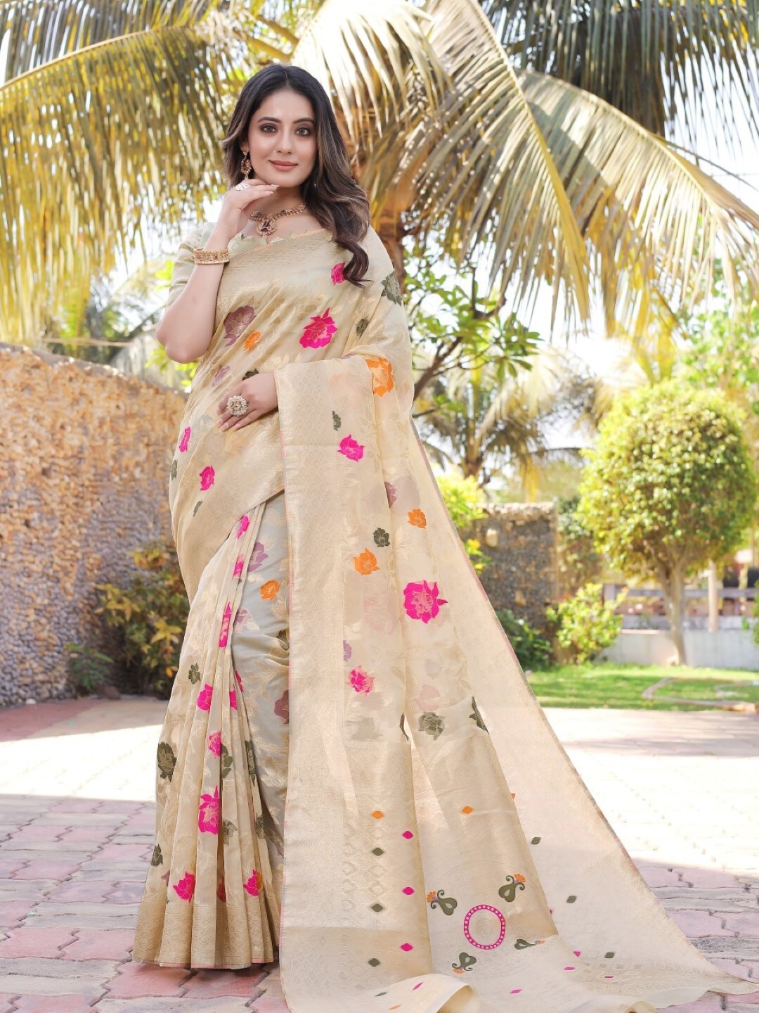 

Amoha Silk Floral Woven Design Zari Pure Silk Tussar Saree, Beige