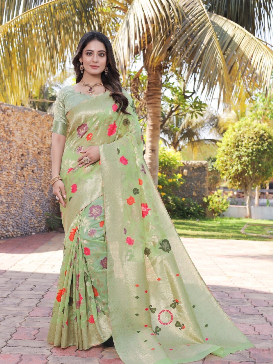 

Amoha Silk Floral Woven Design Zari Pure Silk Tussar Saree, Green