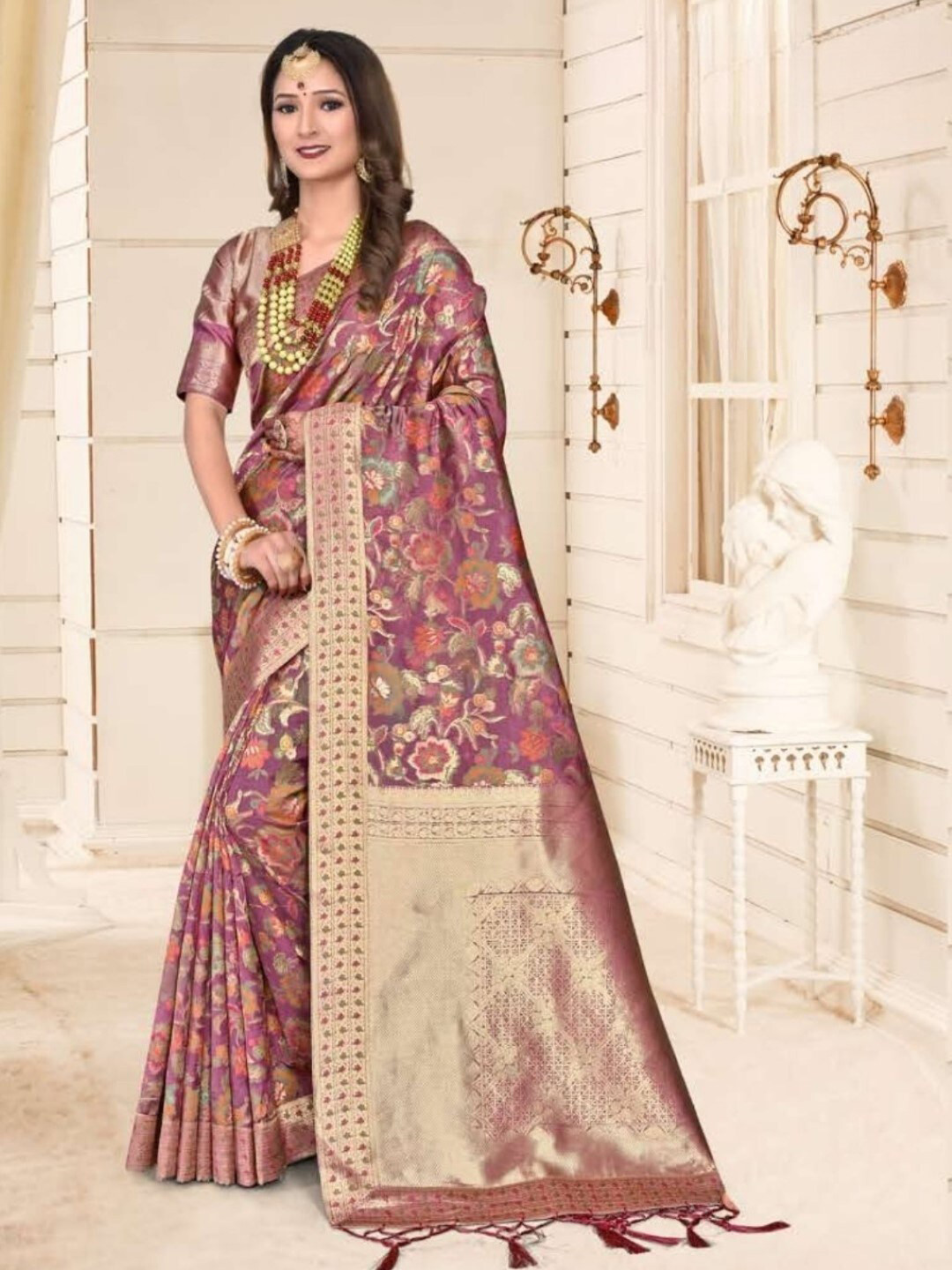 

Amoha Silk Woven Design Floral Zari Pure Silk Tussar Saree, Red