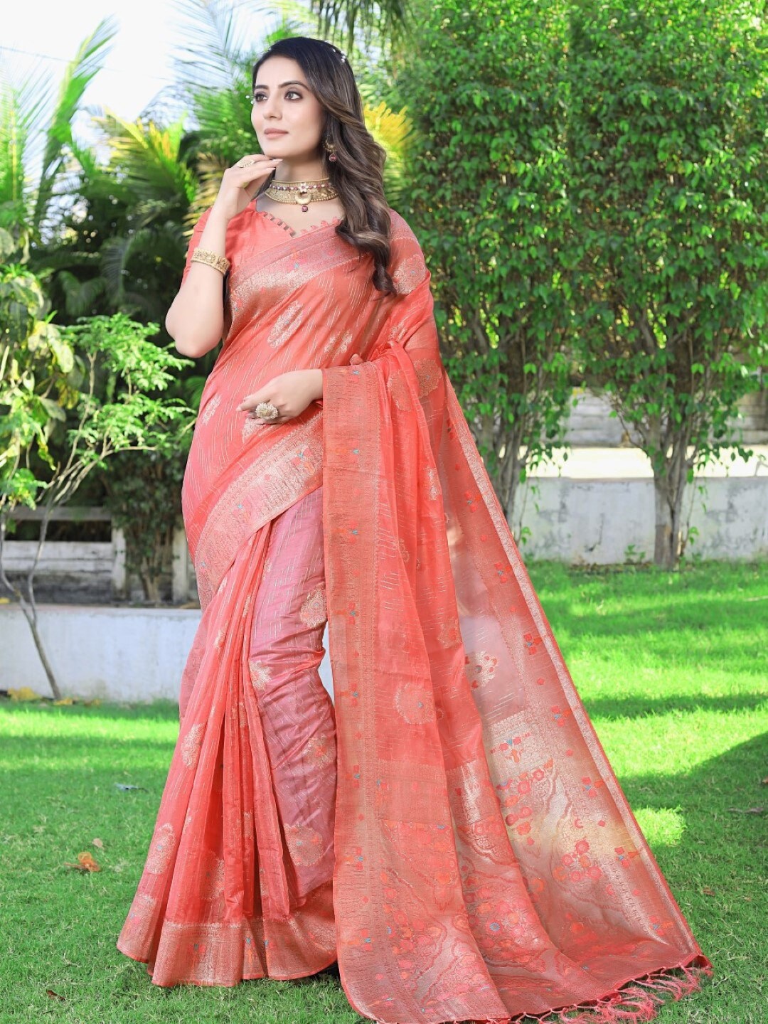 

Amoha Silk Woven Design Floral Zari Pure Silk Tussar Saree, Red