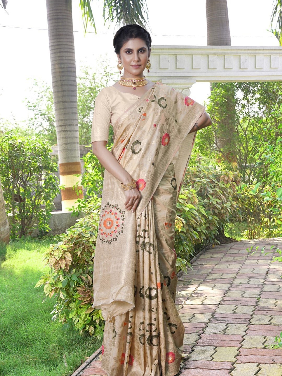 

Amoha Silk Ethnic Motifs Printed Woven Design Zari Pure Silk Tussar Saree, Beige