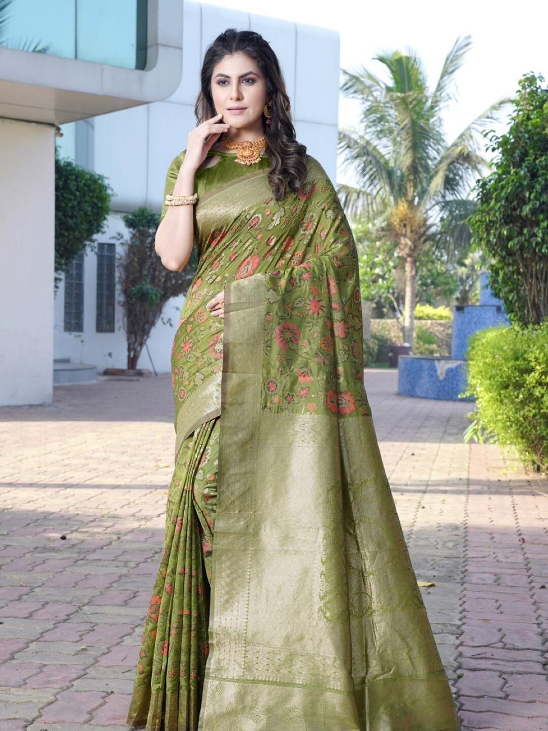 

Amoha Silk Floral Woven Design Zari Pure Silk Tussar Saree, Green