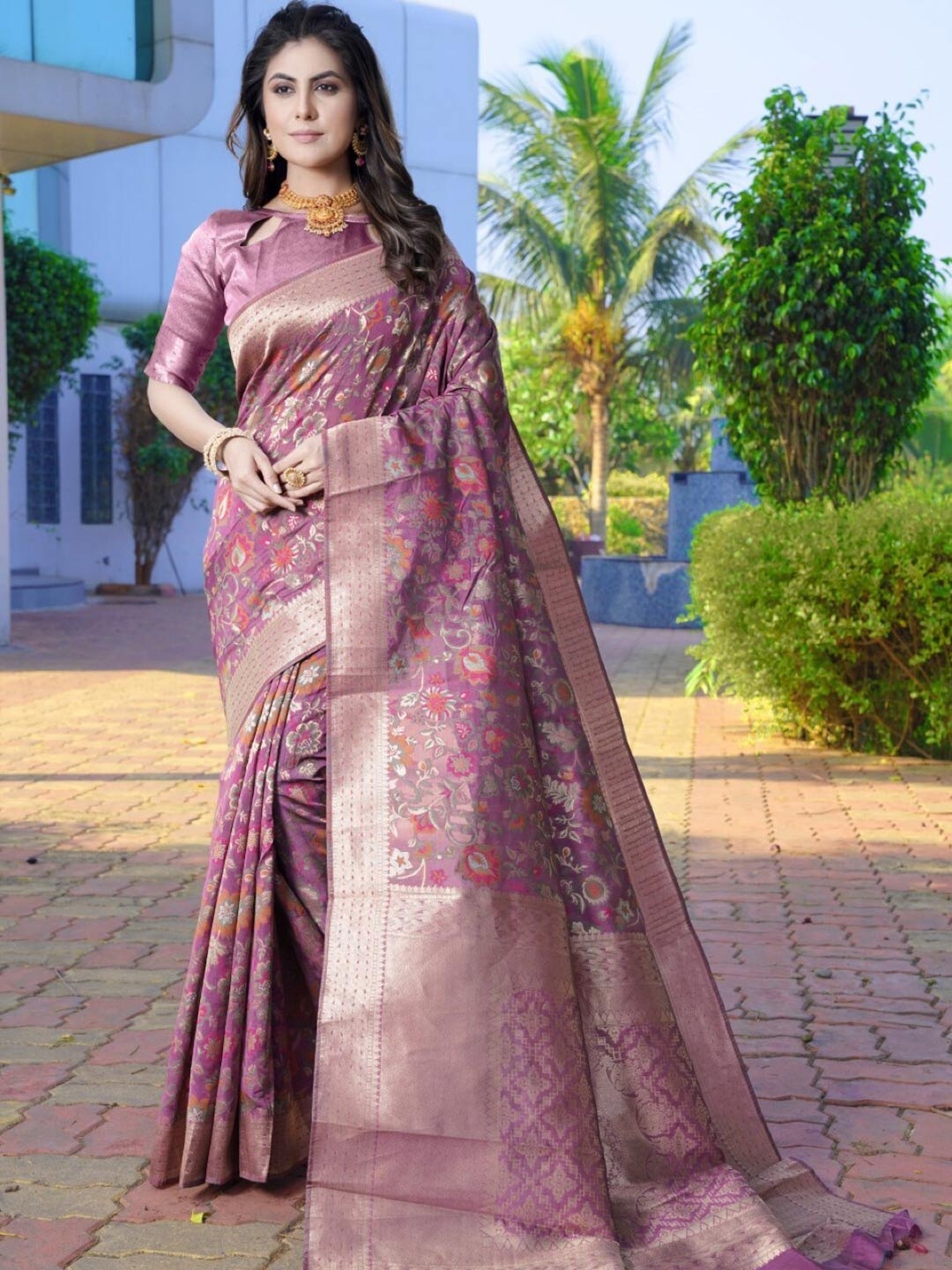 

Amoha Silk Woven Design Floral Zari Pure Silk Tussar Saree, Red