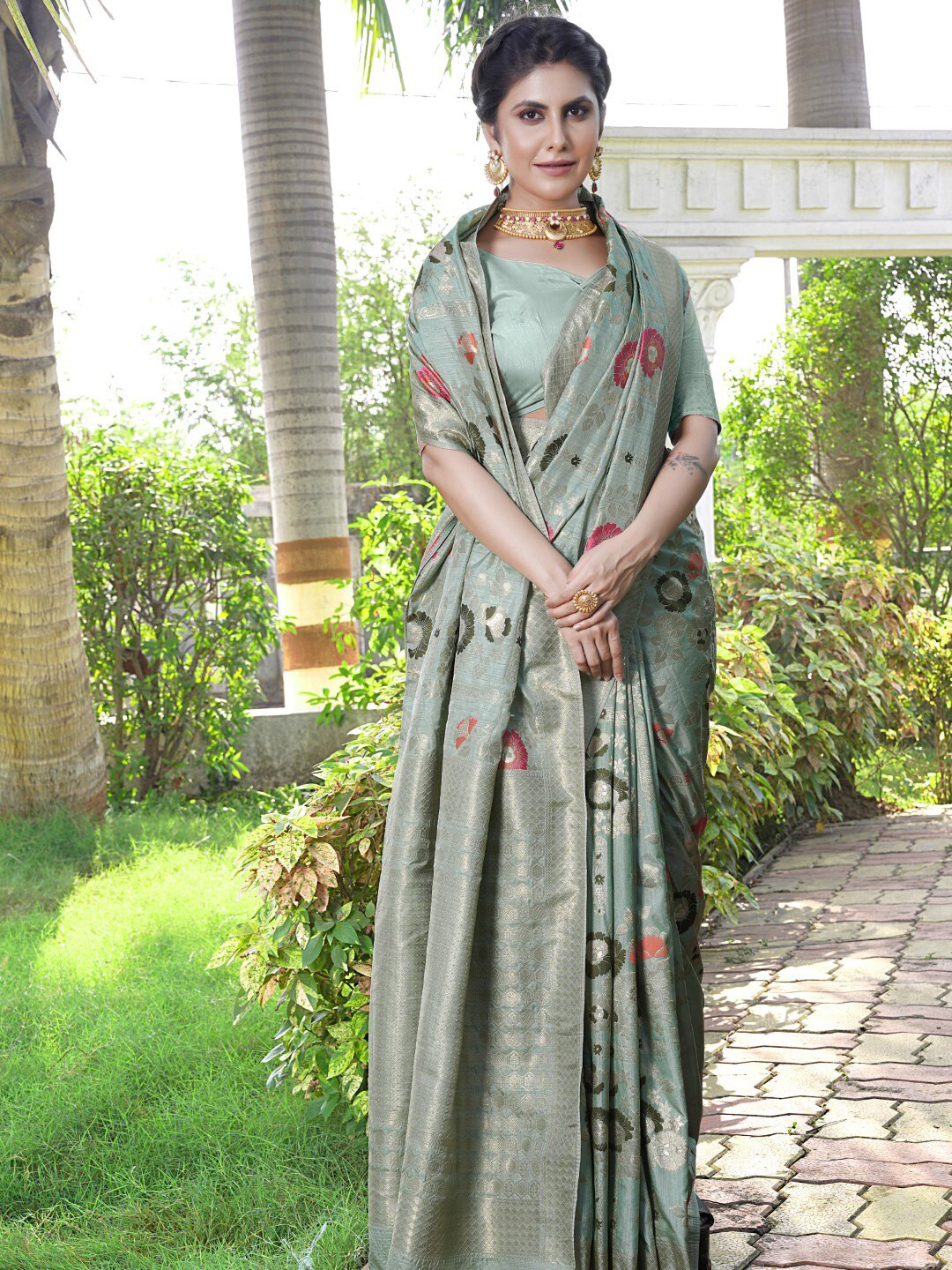 

Amoha Silk Floral Woven Design Zari Pure Silk Tussar Saree, Grey