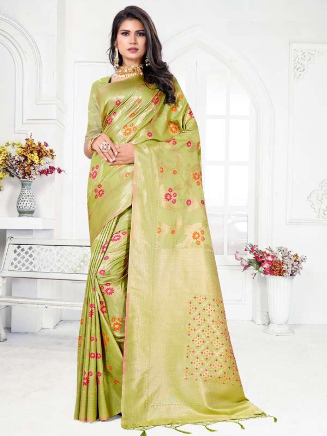 

Amoha Silk Woven Design Floral Zari Pure Silk Tussar Saree, Green