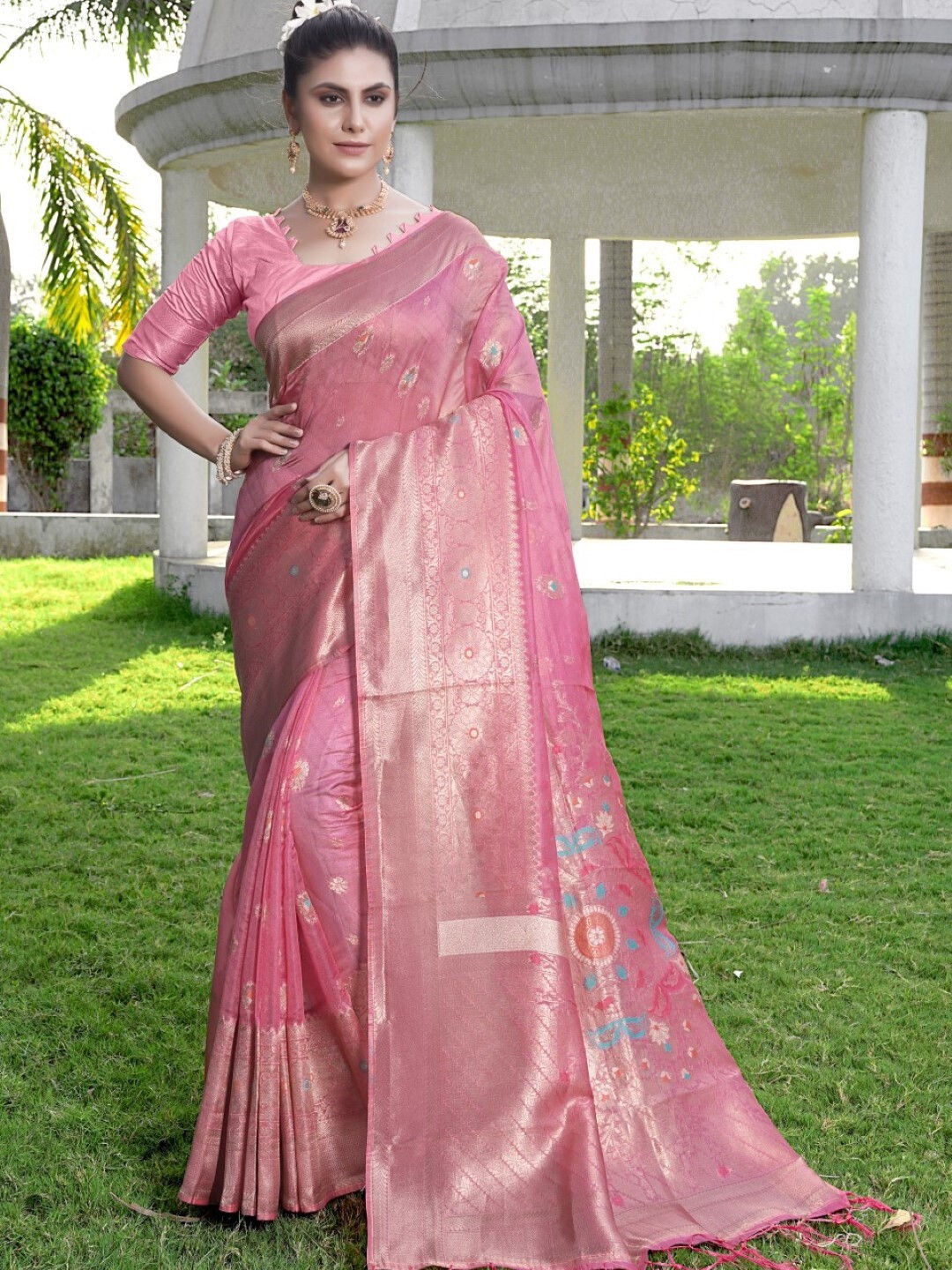 

Amoha Silk Woven Design Floral Zari Pure Silk Tussar Saree, Pink