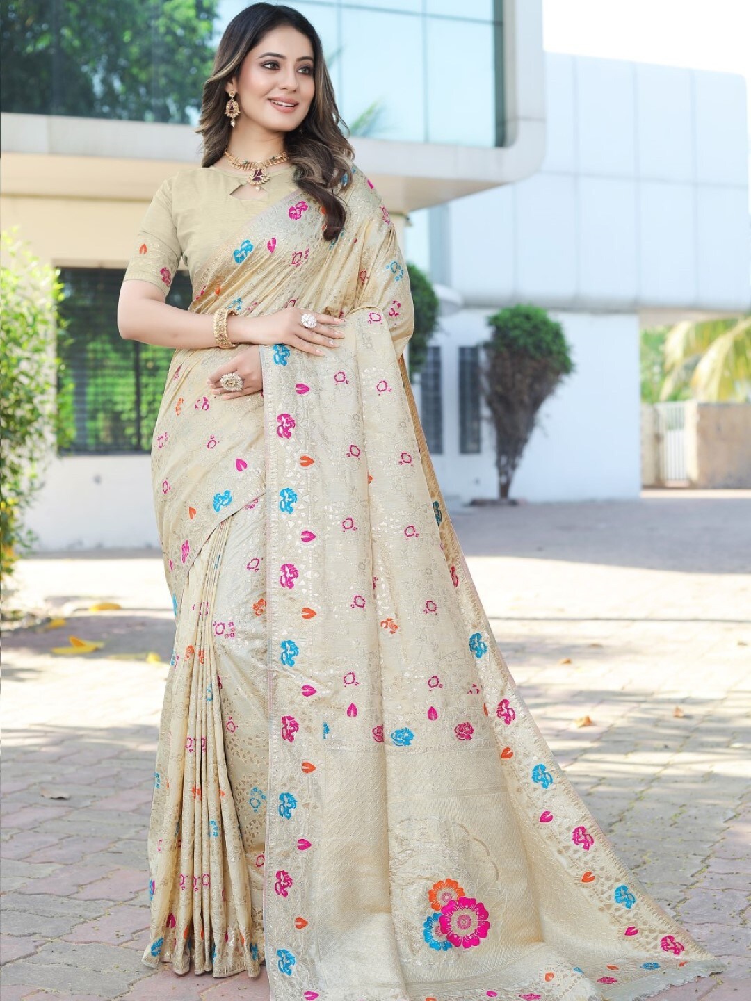 

Amoha Silk Floral Woven Design Zari Pure Silk Tussar Saree, Beige