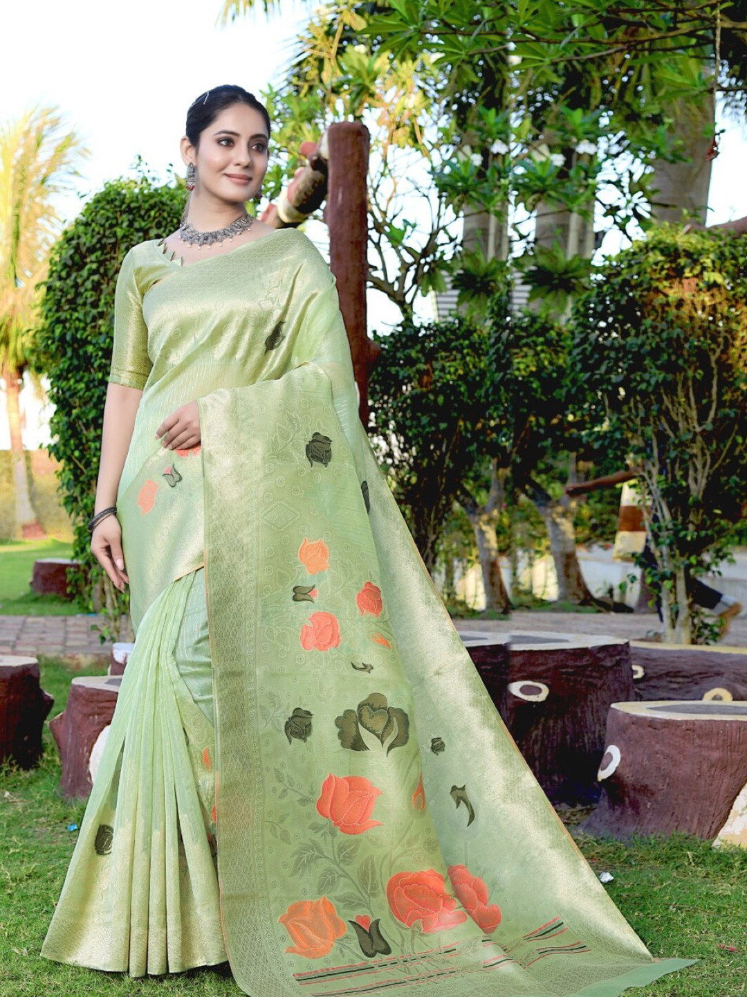 

Amoha Silk Woven Design Floral Zari Pure Silk Tussar Saree, Green