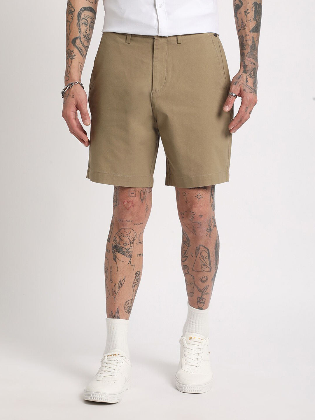 

THE BEAR HOUSE Men Mid Rise Cotton Chino Shorts, Beige