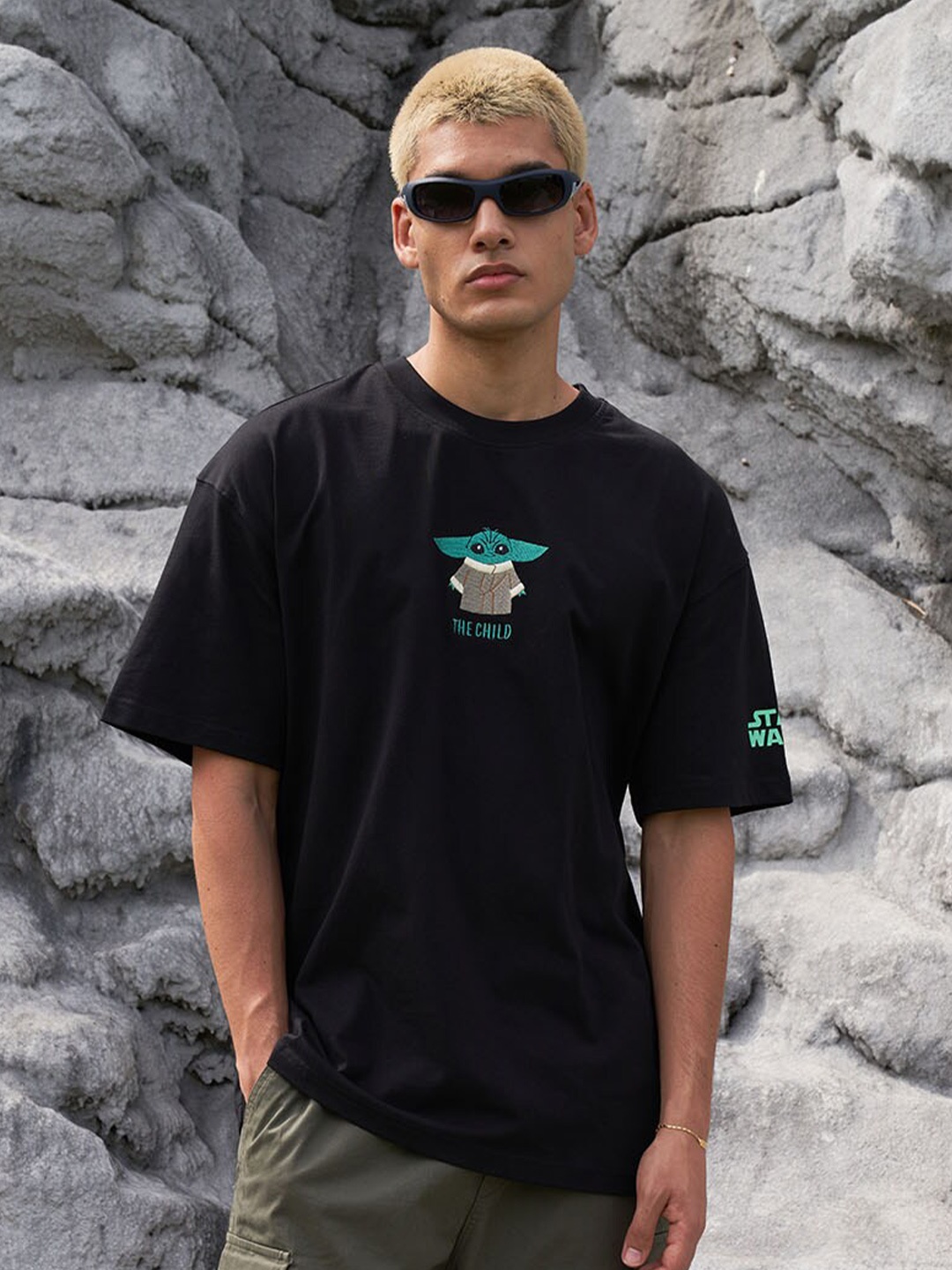 Bonkers Corner Black Star Wars Embroidered Cotton Drop-Shoulder Oversized T-shirt