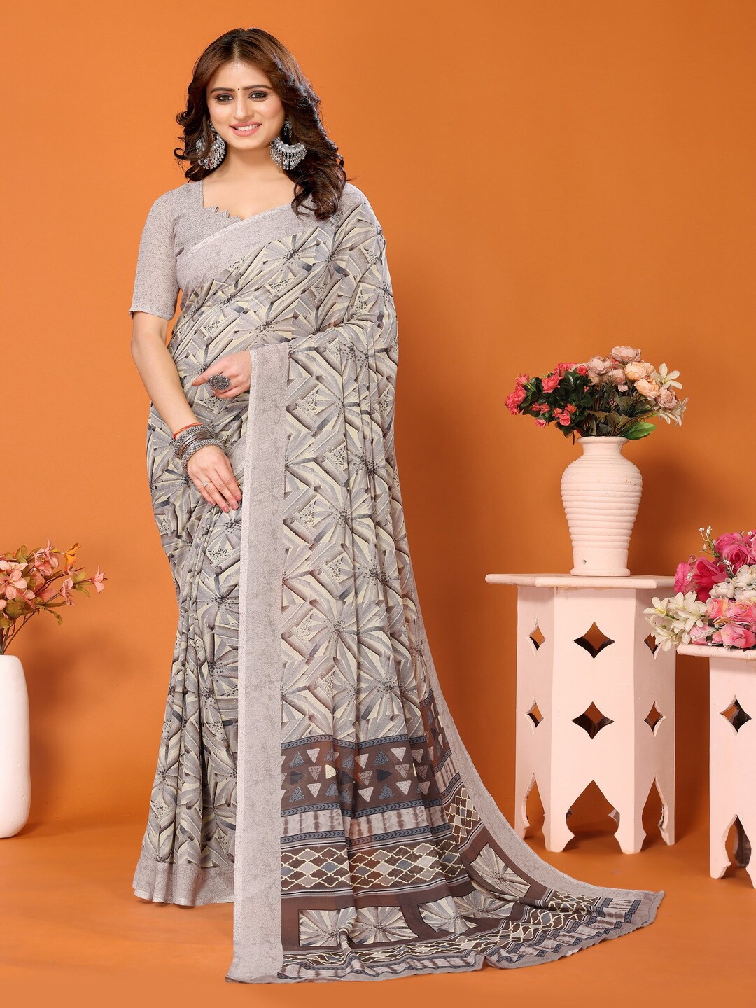 

Bought First Geometric Printed Block Print Saree, Grey