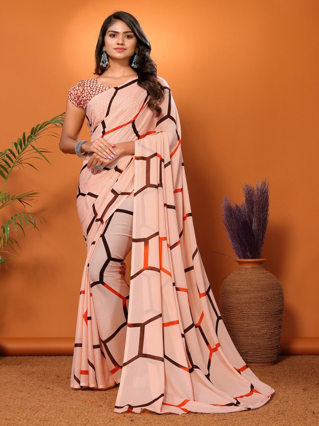 

Bought First Geometric Printed Block Print Saree, Pink