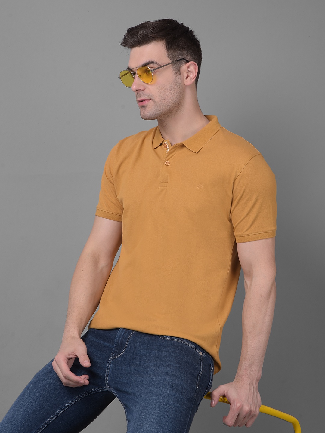 

Crimsoune Club Polo Collar Slim Fit T-shirt, Mustard