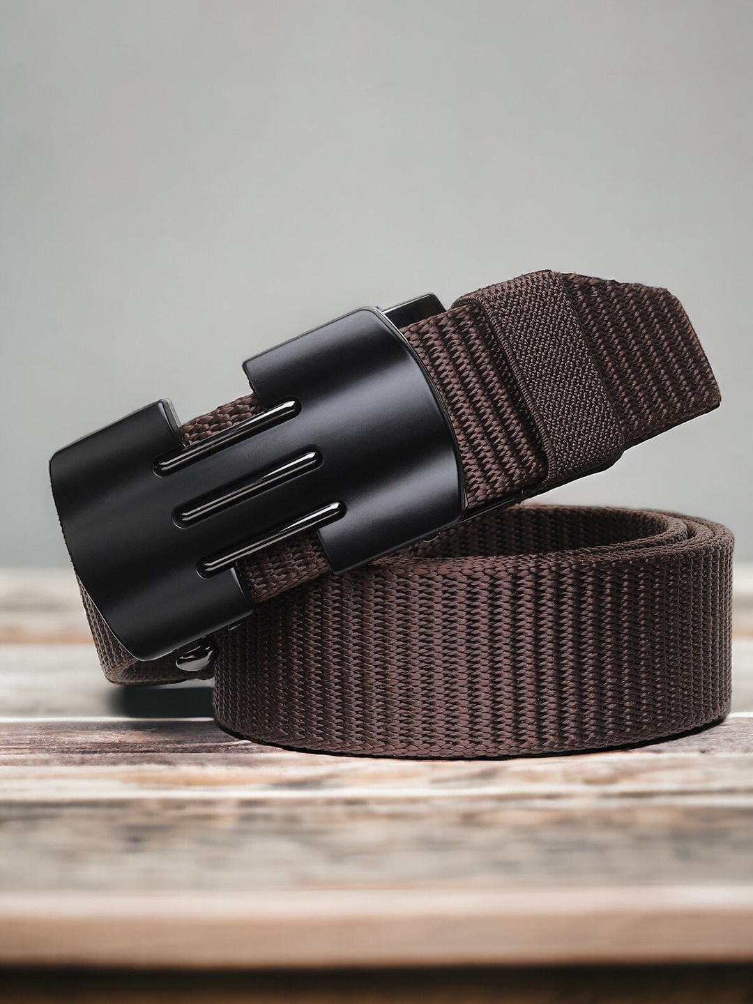 

Kastner Men Textured Canvas Belt, Brown