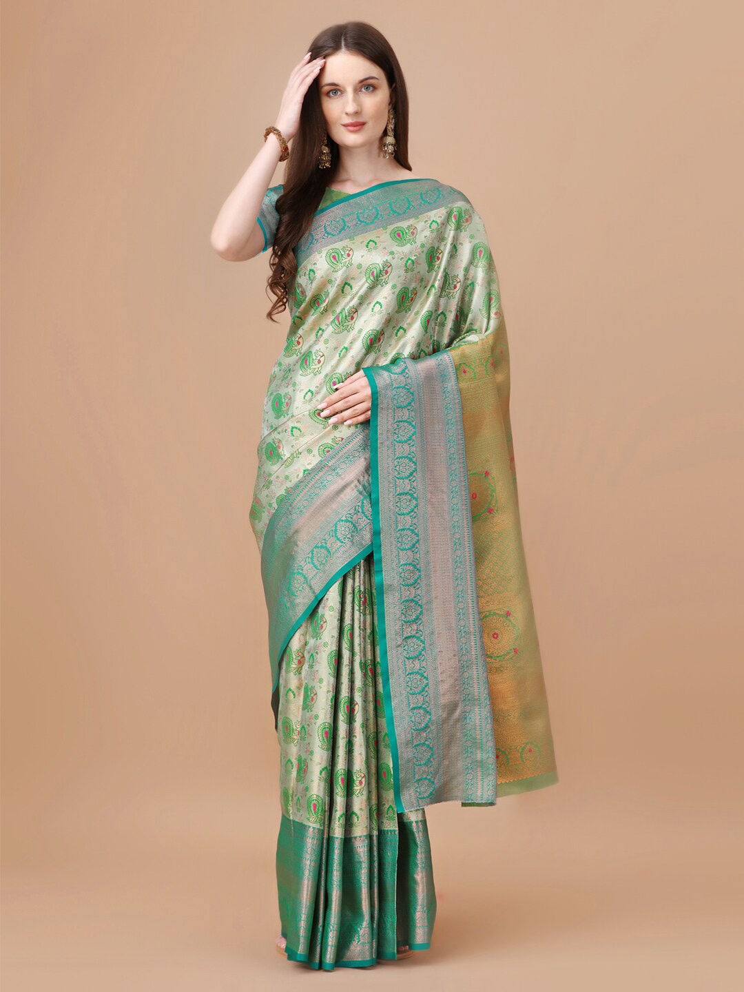 

JUST FASHION Ethnic Motifs Woven Design Zari Kanjeevaram Saree, Green
