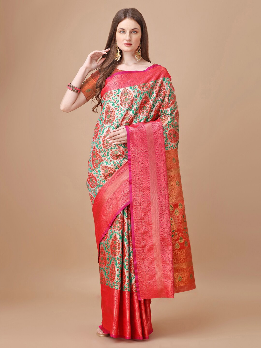 

JUST FASHION Ethnic Motifs Woven Design Zari Kanjeevaram Saree, Red