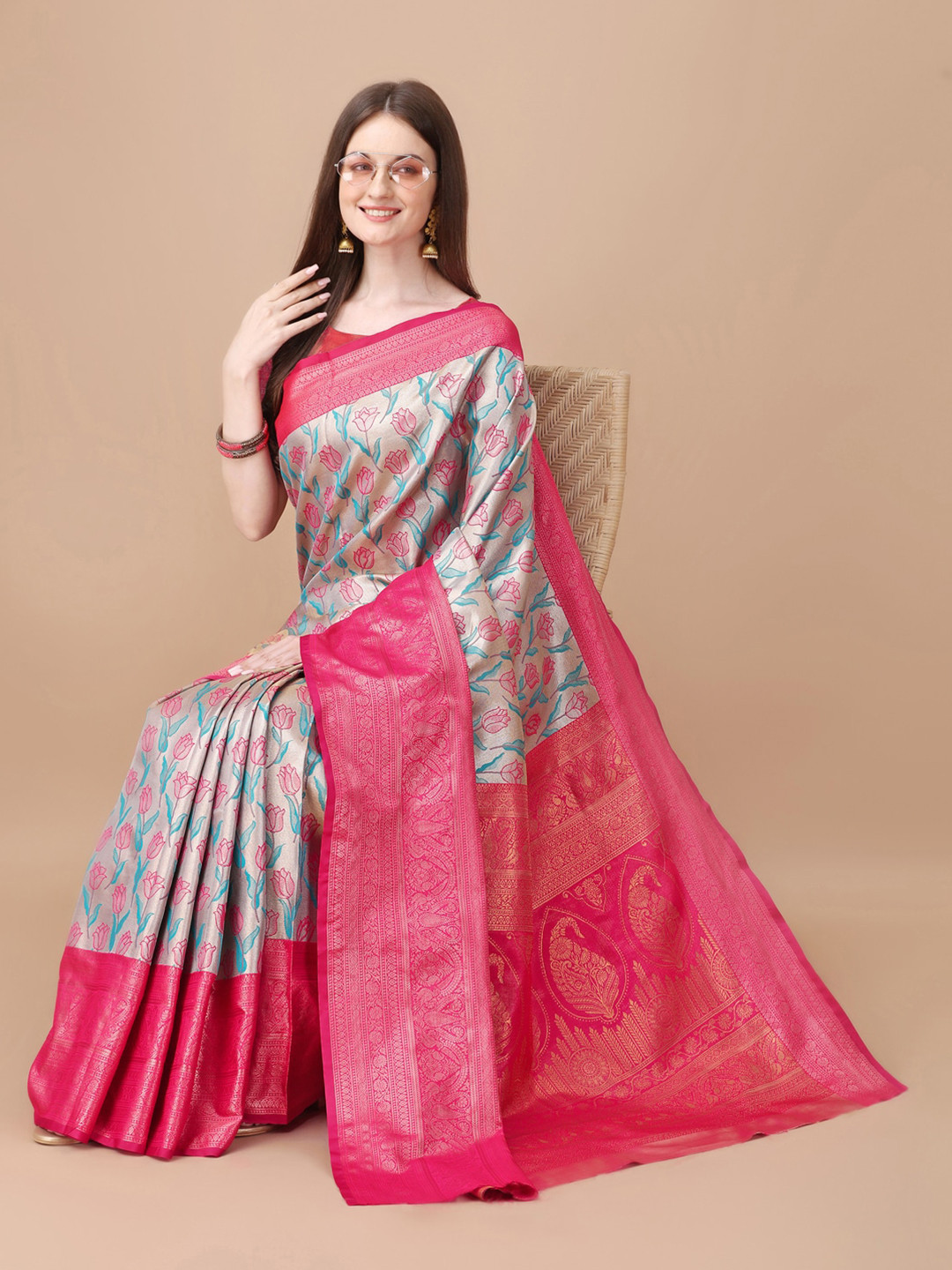

JUST FASHION Floral Woven Design Zari Kanjeevaram Saree, Pink