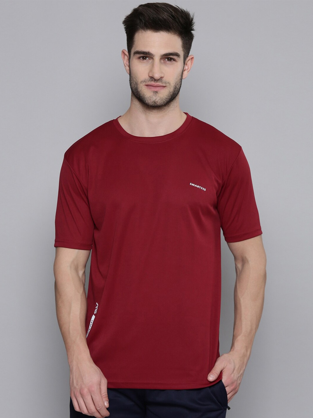 

SMARTEES Round Neck Short Sleeves Sports T-shirt, Maroon