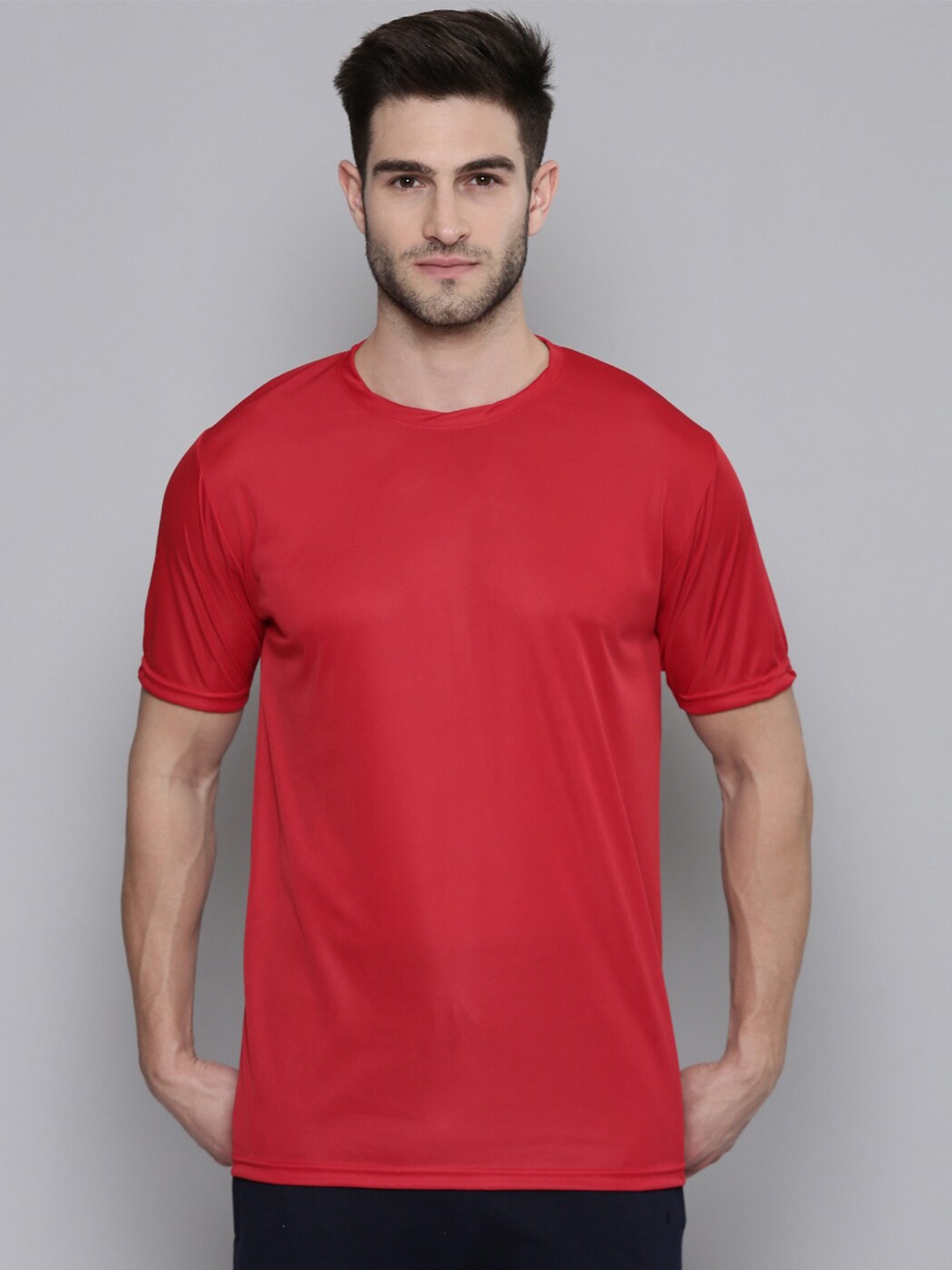 

SMARTEES Round Neck Short Sleeves Sports T-shirt, Red