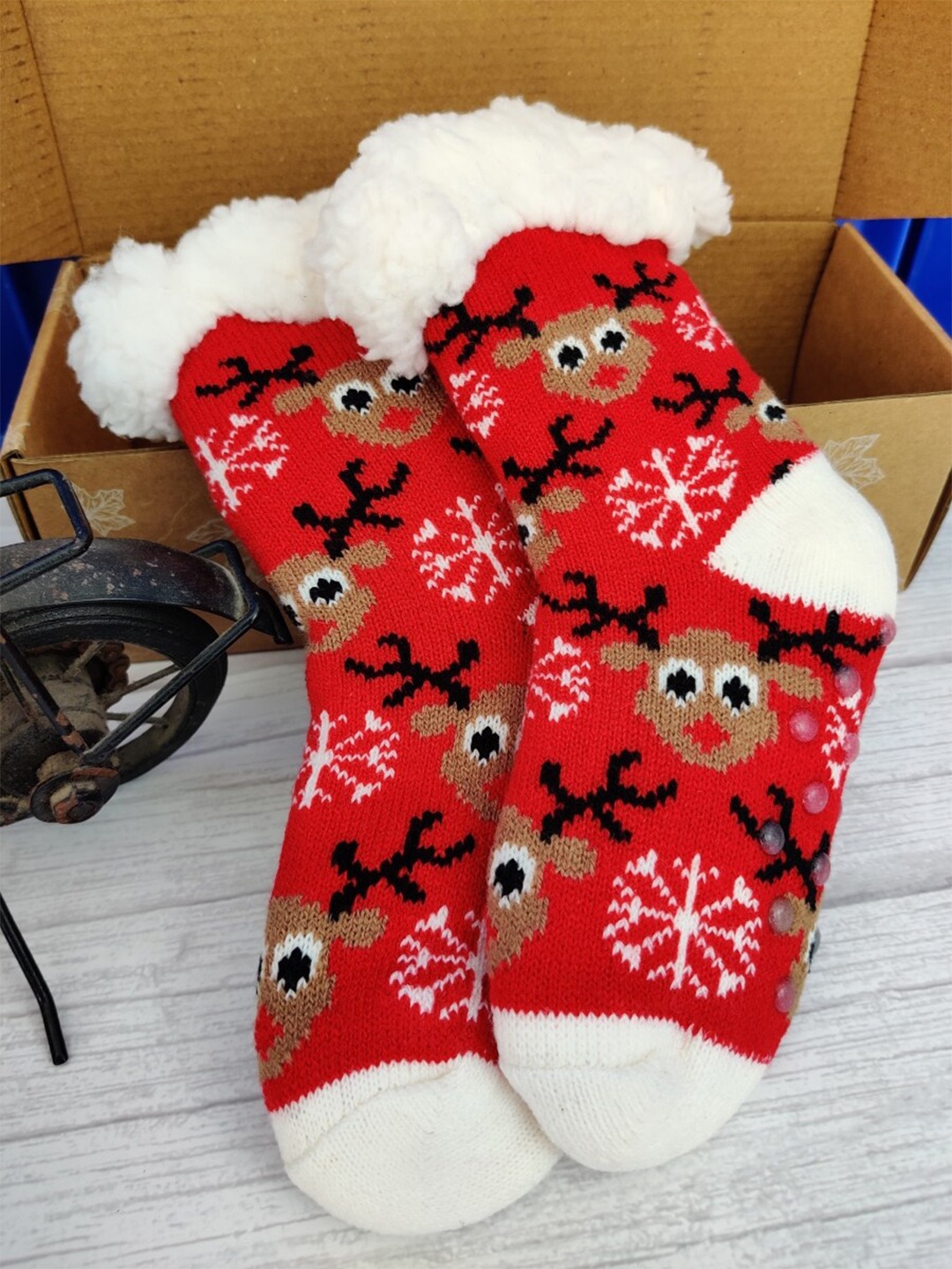 

EL REGALO Kids Patterned Calf Length Socks, Red