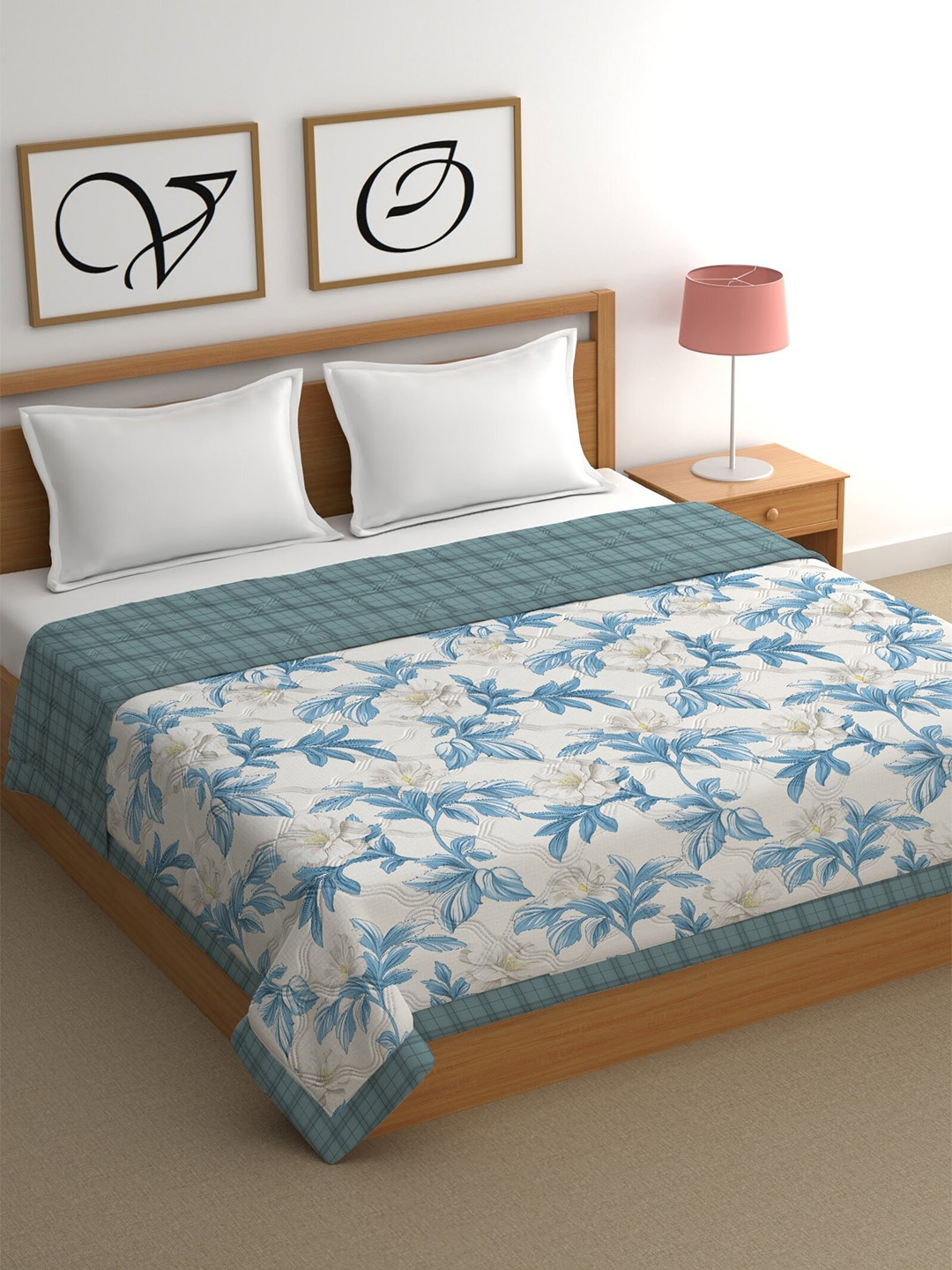 

CHHAVI INDIA Blue & White Floral Cotton Heavy Winter 210 GSM Double Bed Comforter