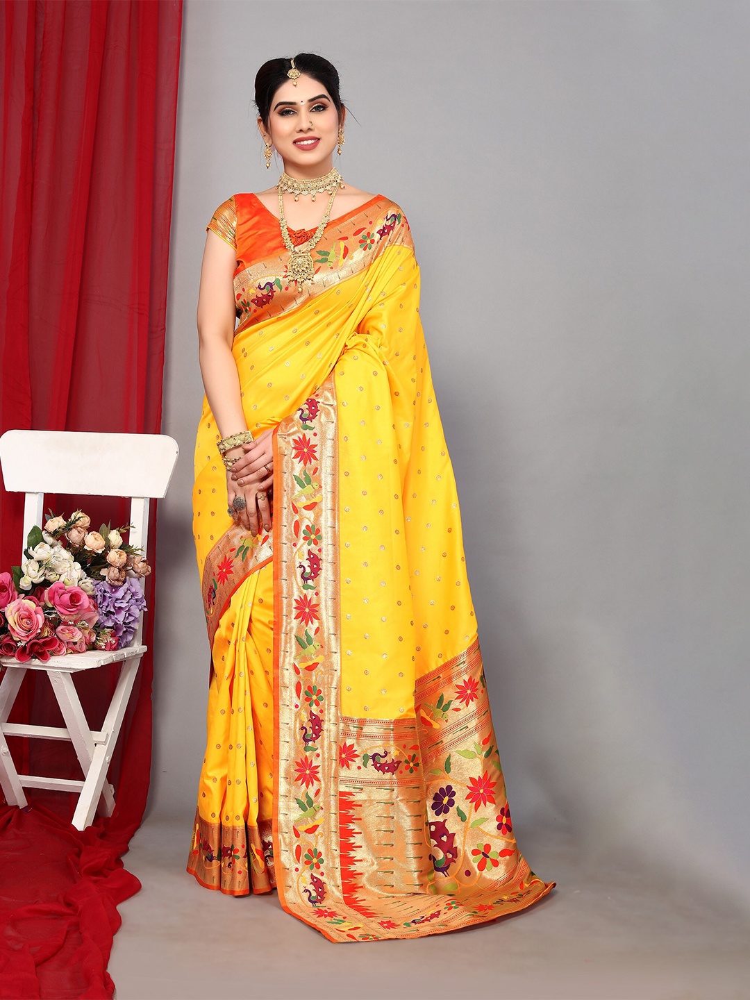 

DRESSTIVE Floral Woven Design Zari Saree, Yellow