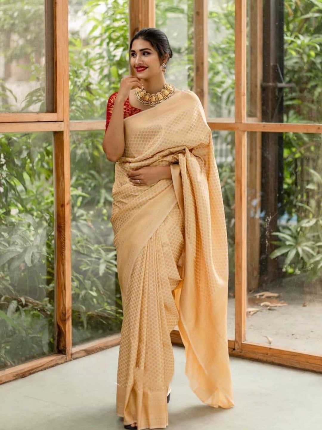 

Marziyaa Woven Design Zari Silk Cotton Banarasi Saree, Cream