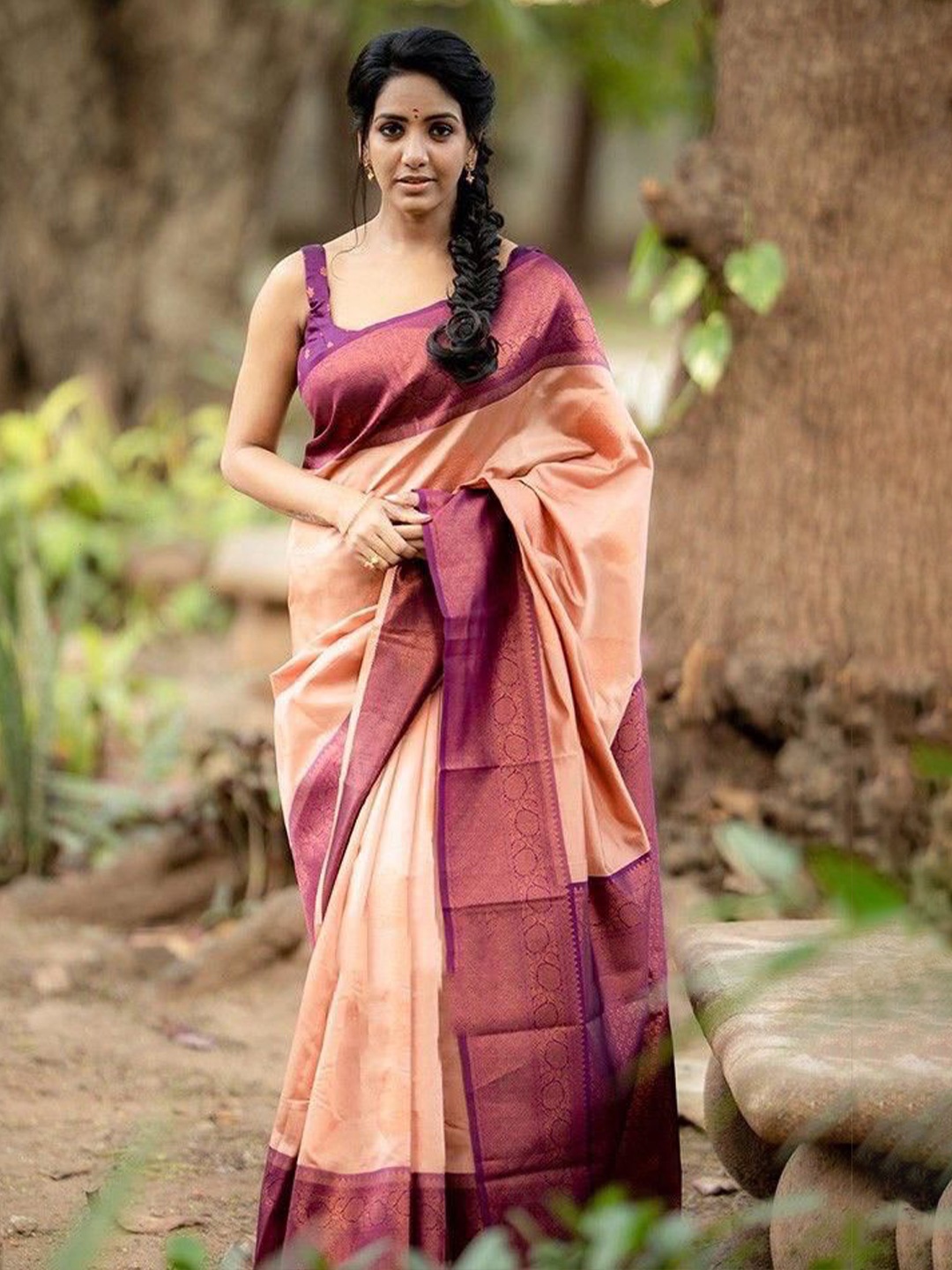 

Marziyaa Woven Design Zari Silk Cotton Banarasi Saree, Cream
