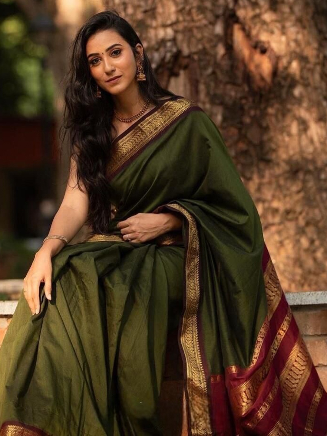 

Marziyaa Woven Design Zari Banarasi Saree, Green