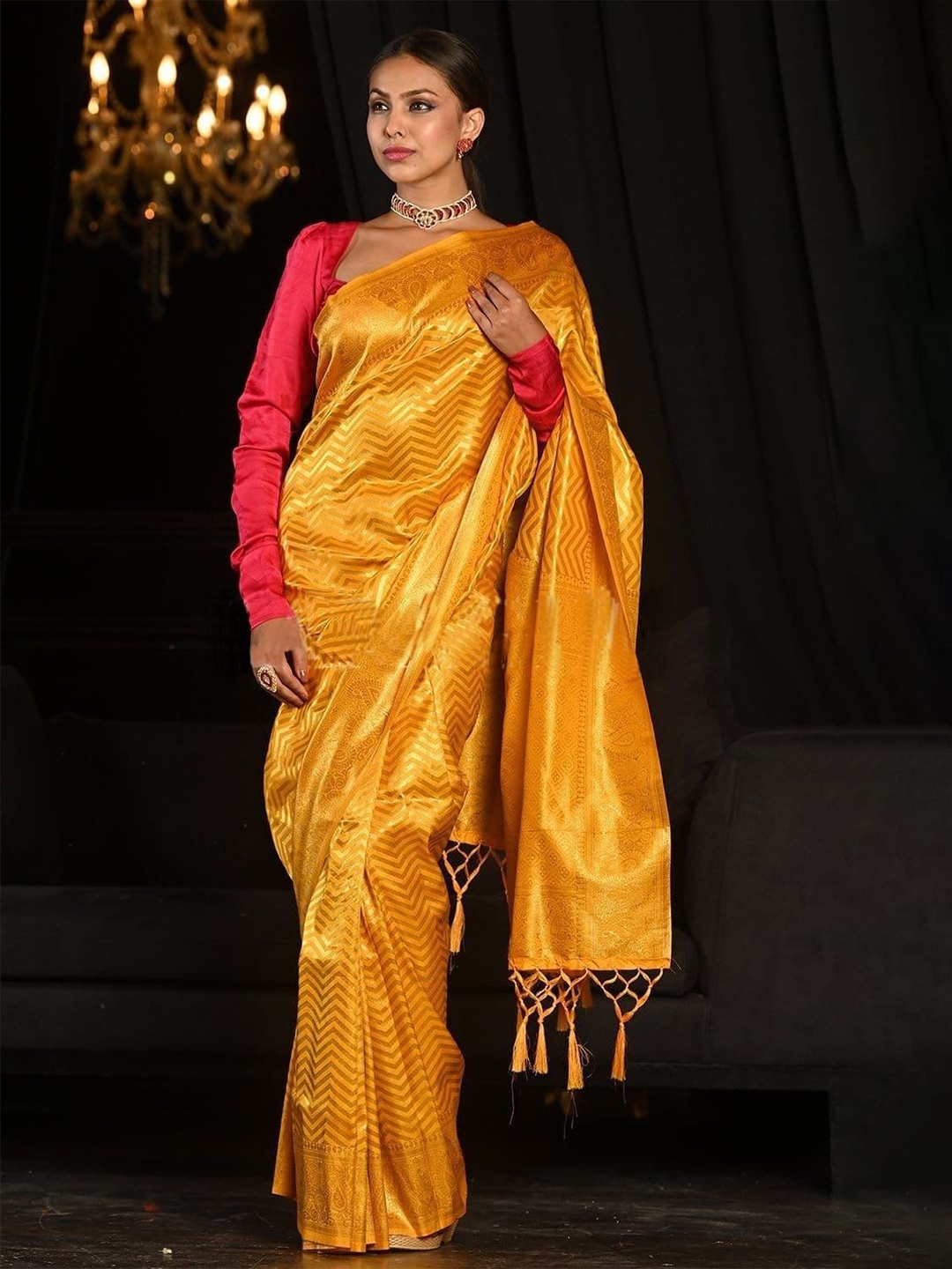 

Marziyaa Woven Design Zari Silk Cotton Banarasi Saree, Yellow