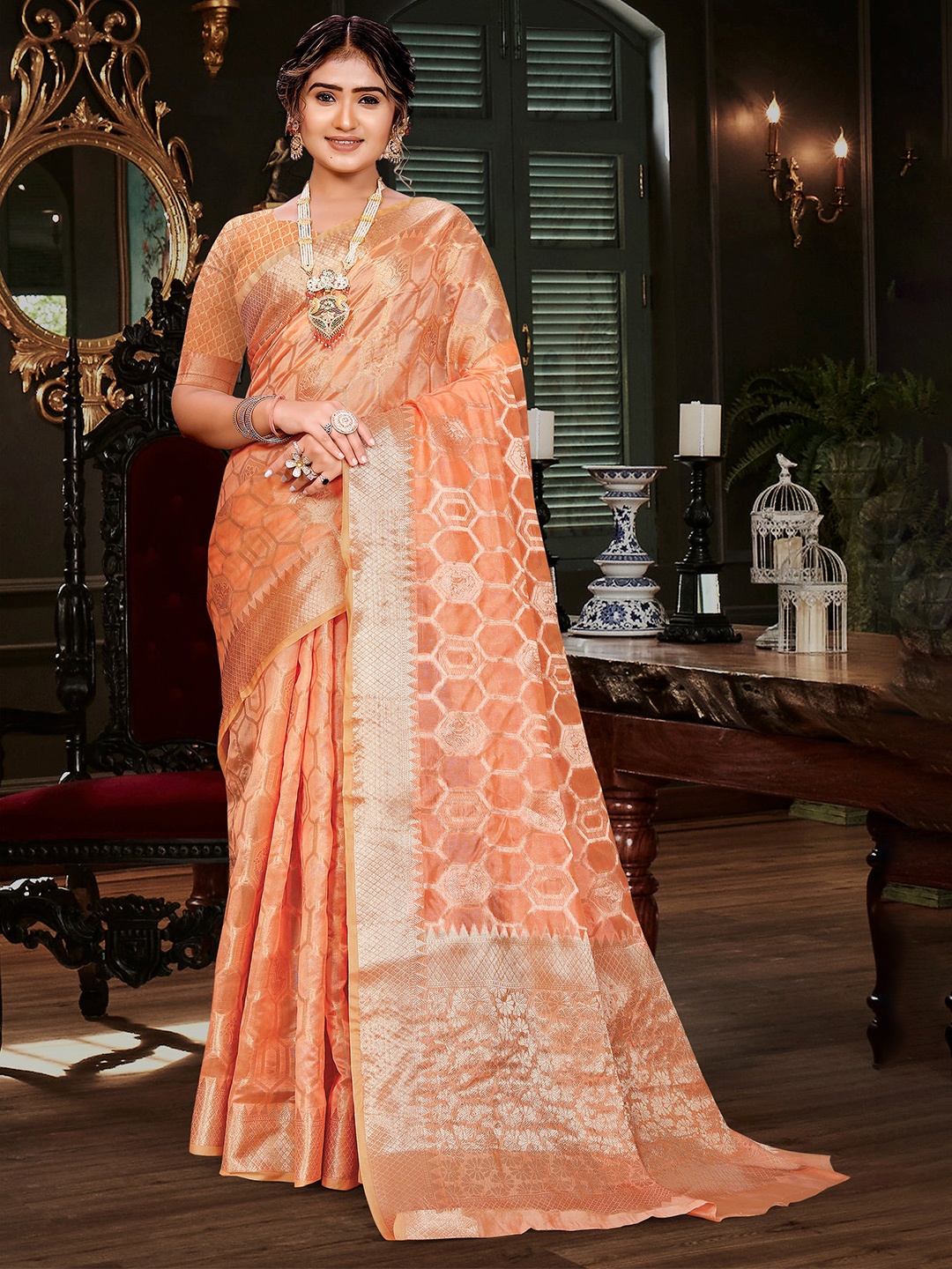 

MAGMINA Bandhani Zari Organza Banarasi Saree, Orange
