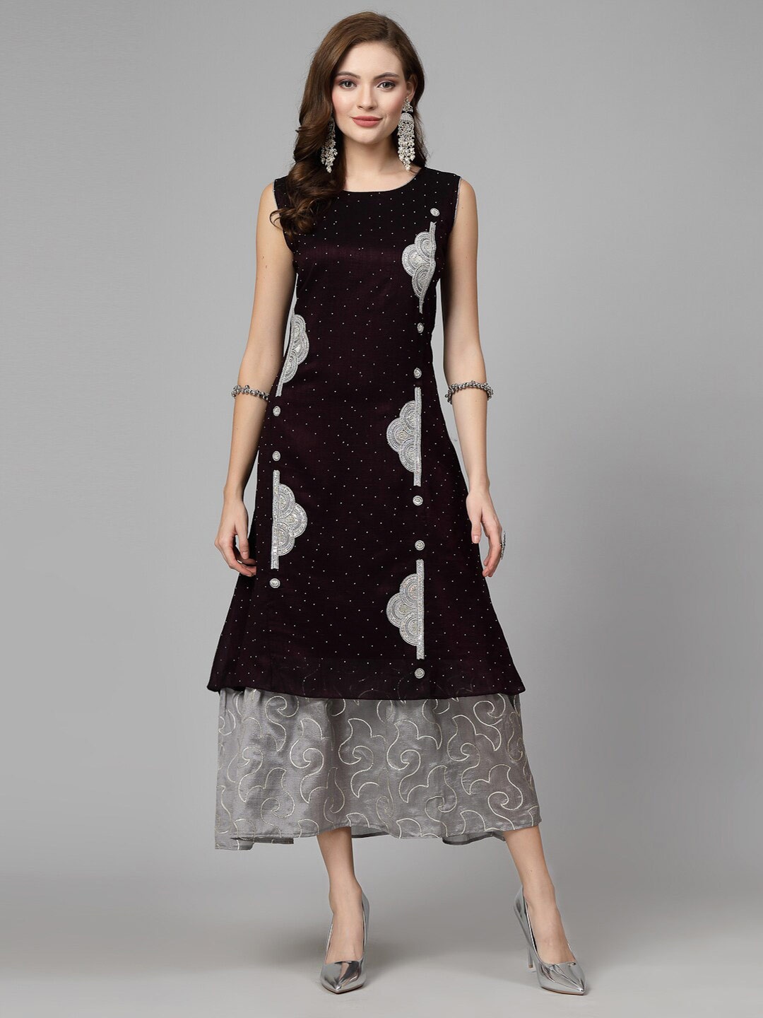 

KALINI Abstract Embroidered Sleeveless Zari Work A-line Kurta, Black