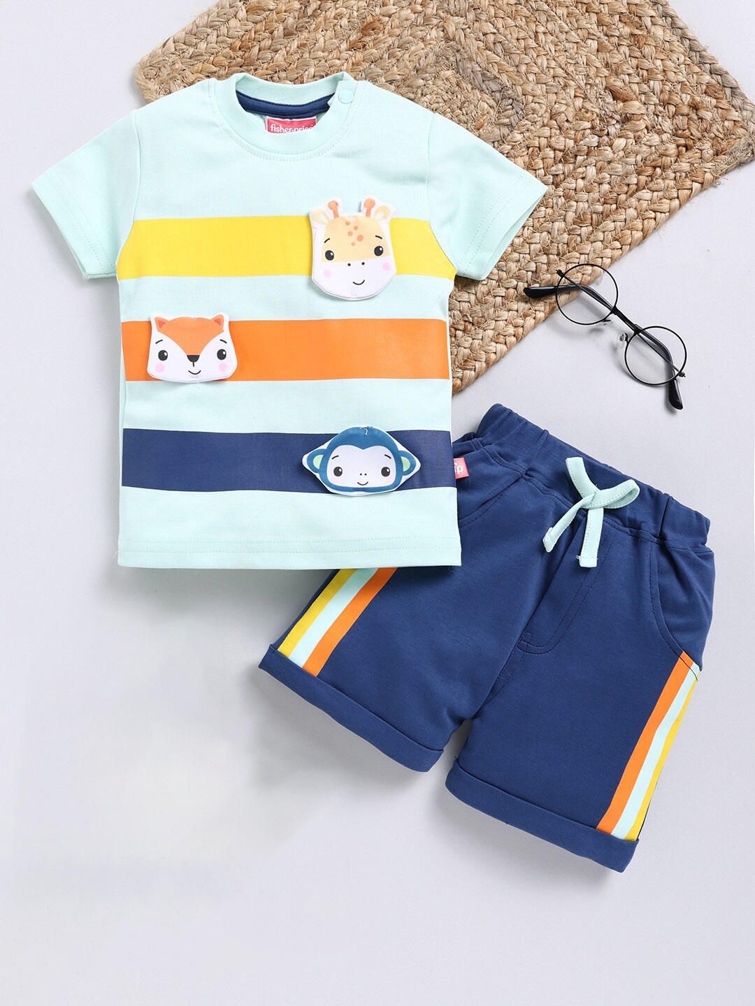 

Moms Love Infants Boys Printed Organic Cotton T-Shirt With Shorts, Sea green