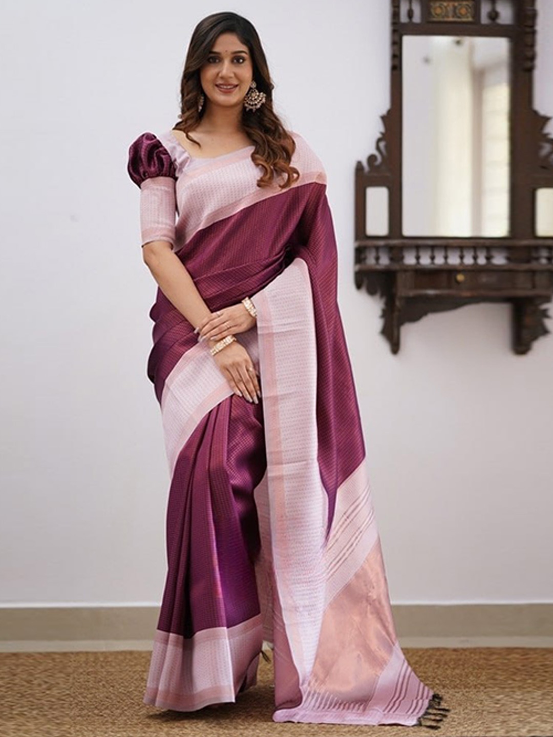 

Visit Wear Checked Art Silk Banarasi Saree, Magenta