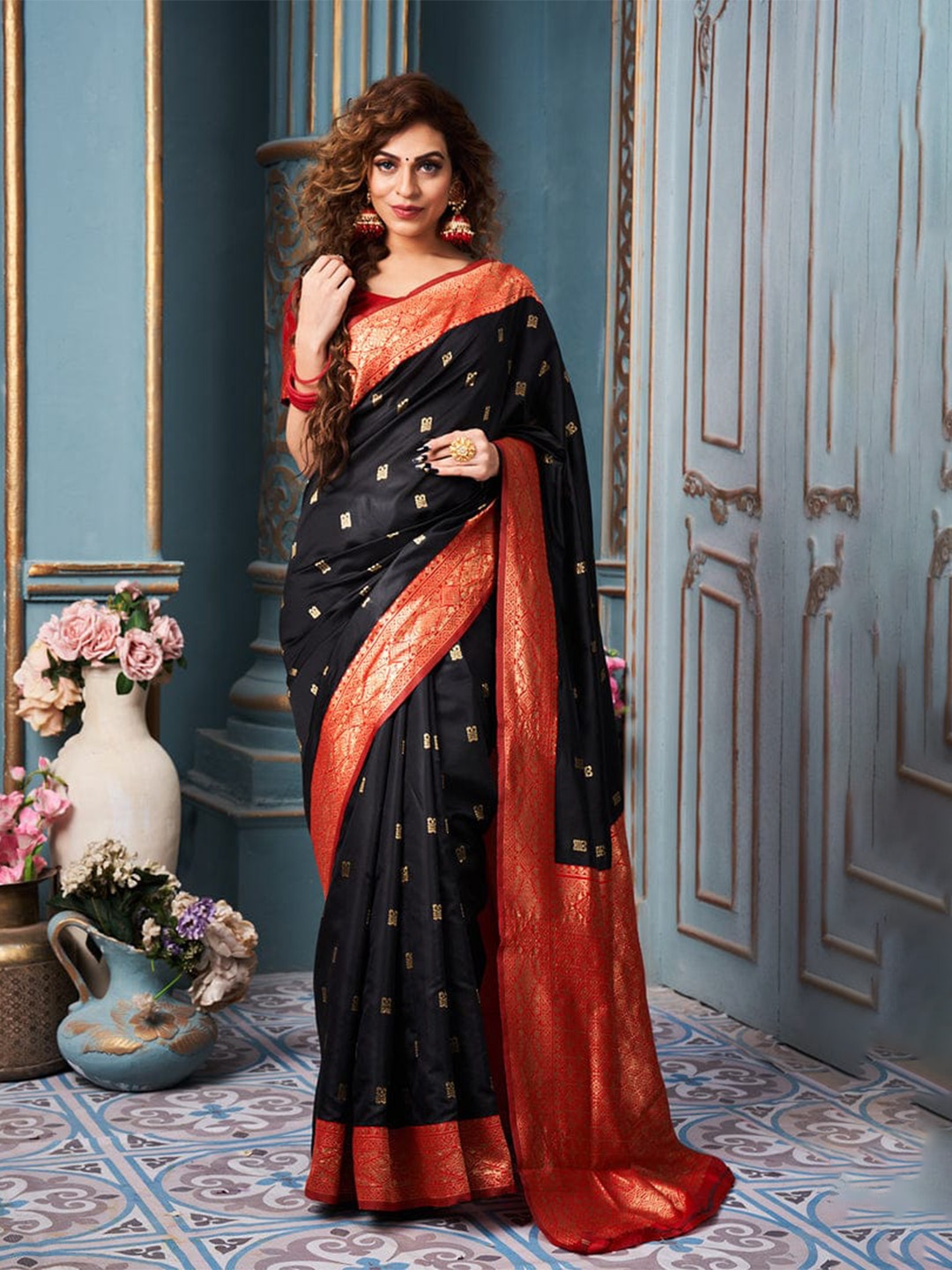 

Visit Wear Woven Design Art Silk Kanjeevaram Saree, Black