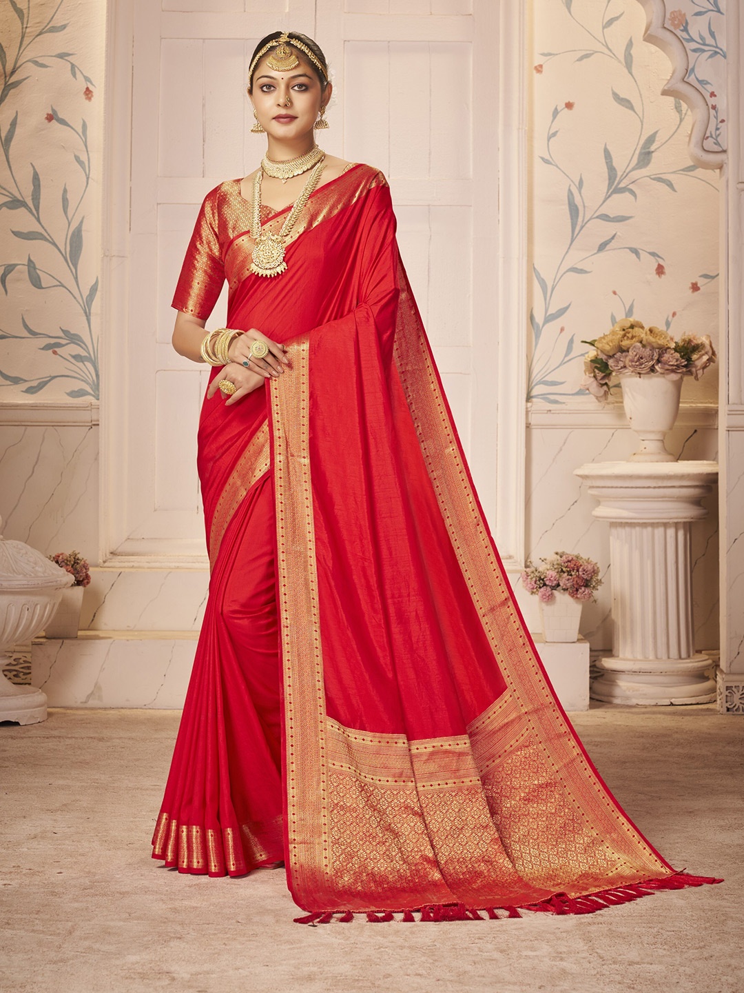 

FLOURIOUS Woven Design Banarasi Zari Saree, Red