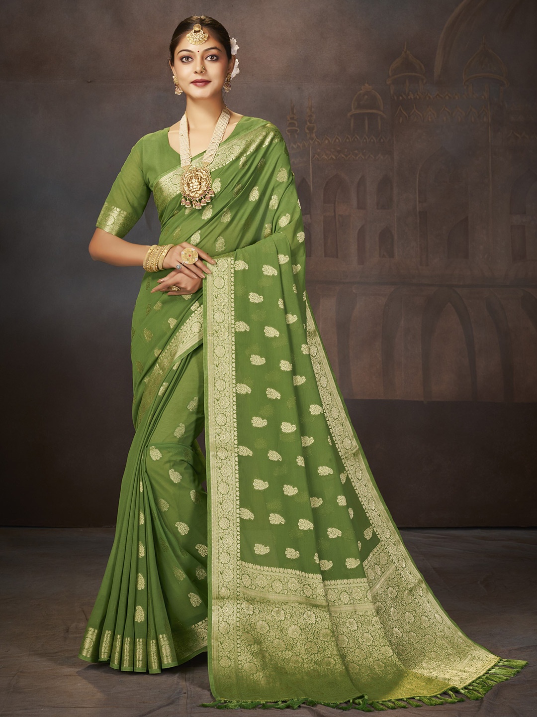 

FLOURIOUS Ethnic Motifs Woven Design Pure Georgette Banarasi Zari Saree, Green
