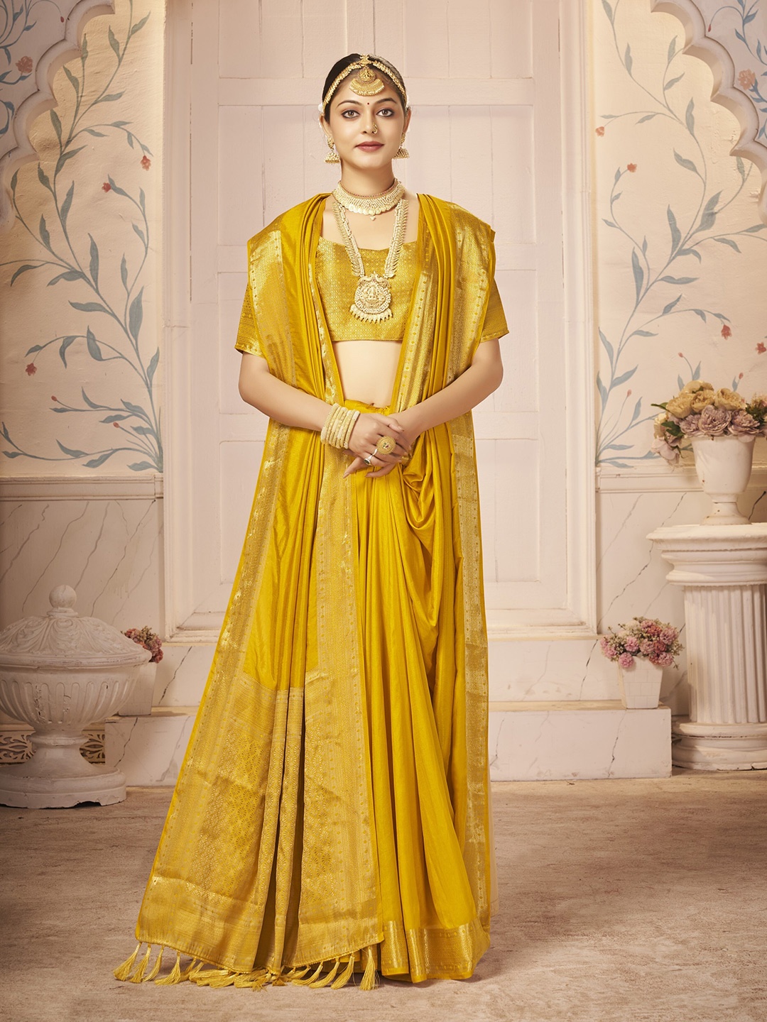 

FLOURIOUS Ethnic Motifs Woven Design Banarasi Zari Saree, Mustard