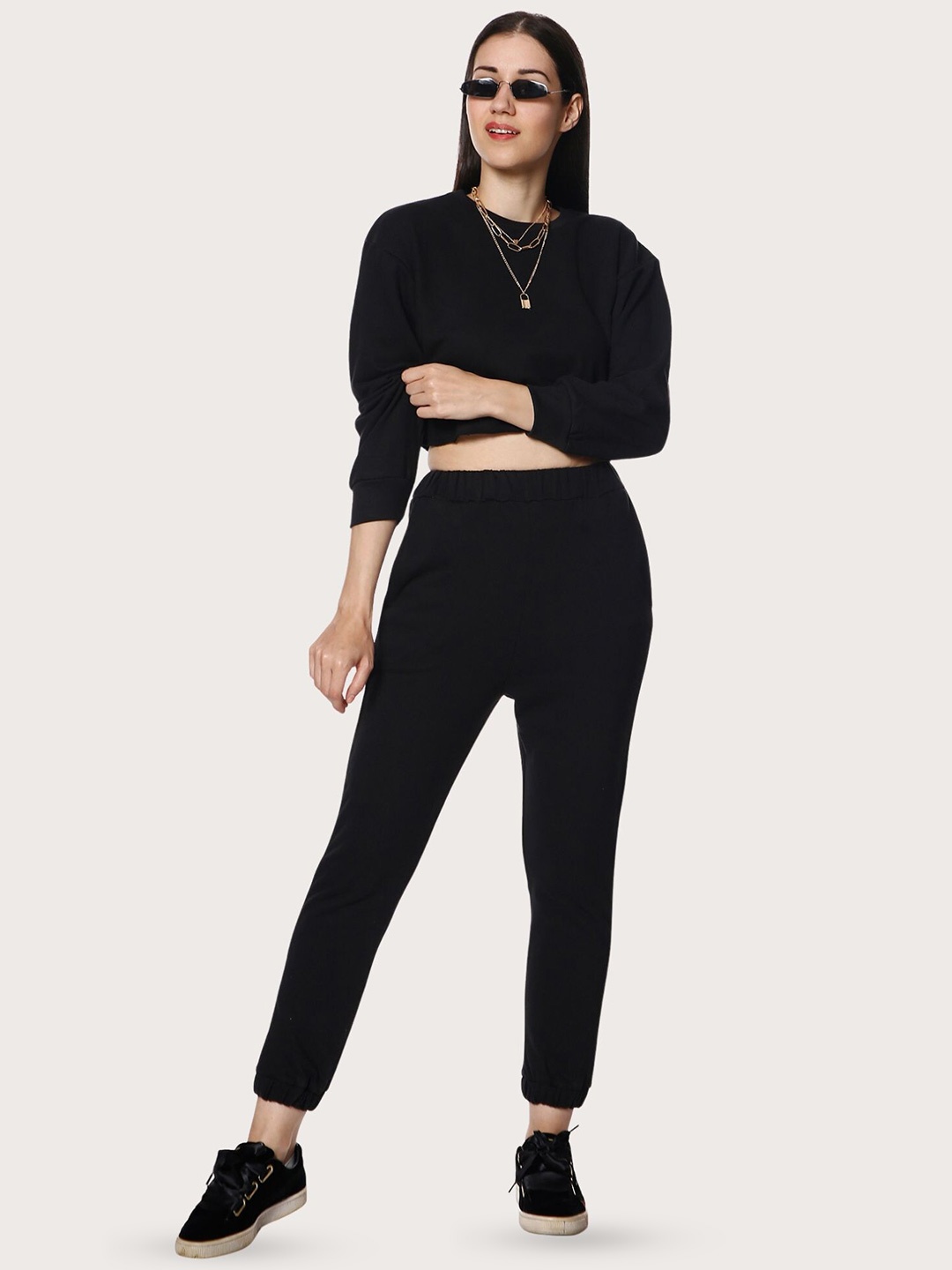 

BLANCD Long Sleeves Cropped Sweatshirt & Joggers Co-Ord, Black