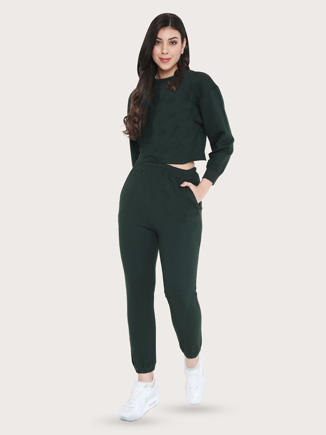 

BLANCD Long Sleeves Cropped Sweatshirt and Joggers Co-ord Set, Green