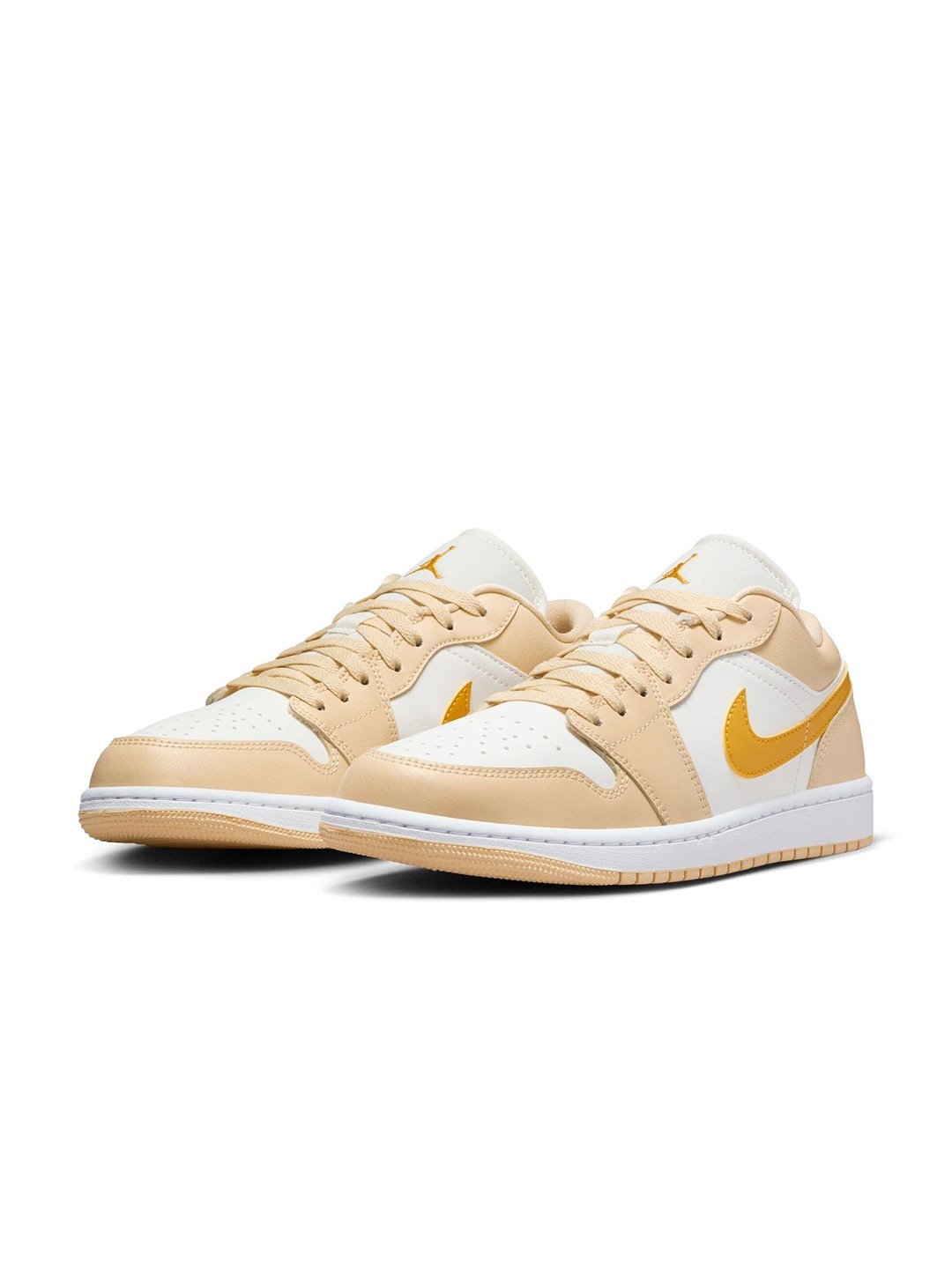 

Nike Women Air Jordan 1 Low SE, White