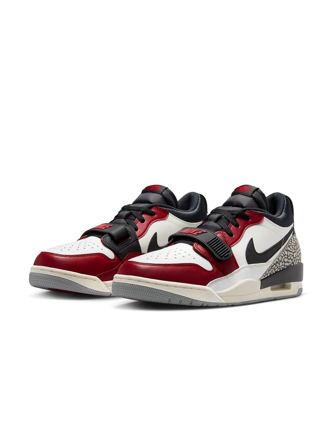 

Nike Men's Jordan Legacy 312 Low, White