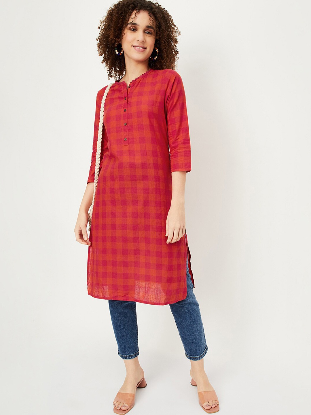 

max Checked Thread Work Mandarin Collar Straight Kurta, Red