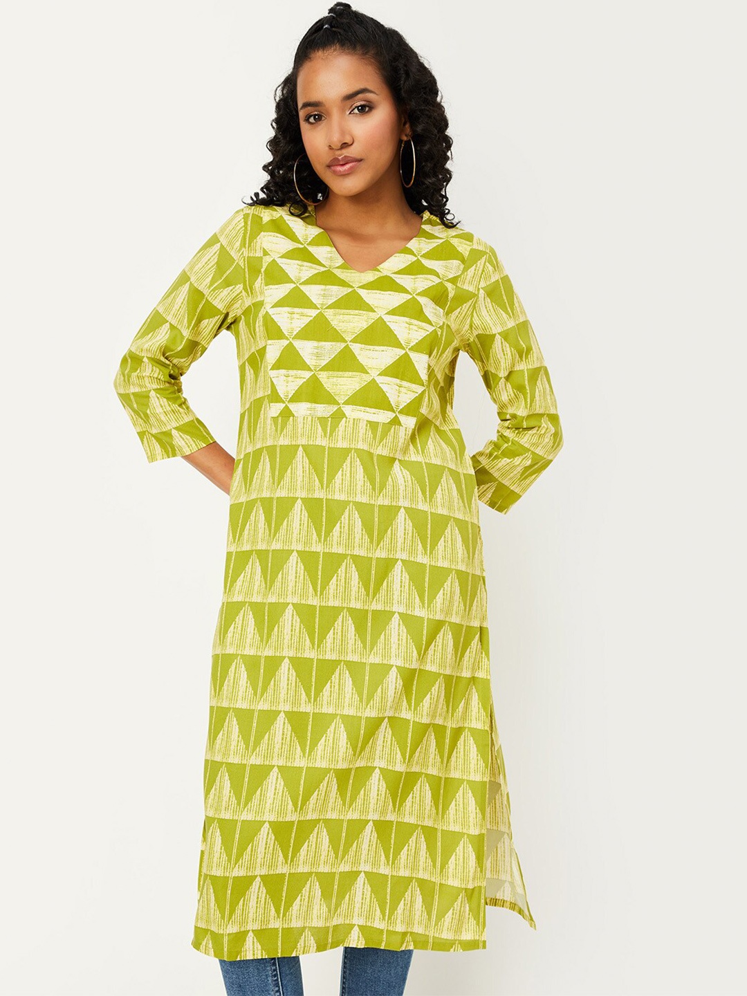 

max Geometric Printed Yoke Design V Shaped Neck Straight Kurta, Yellow