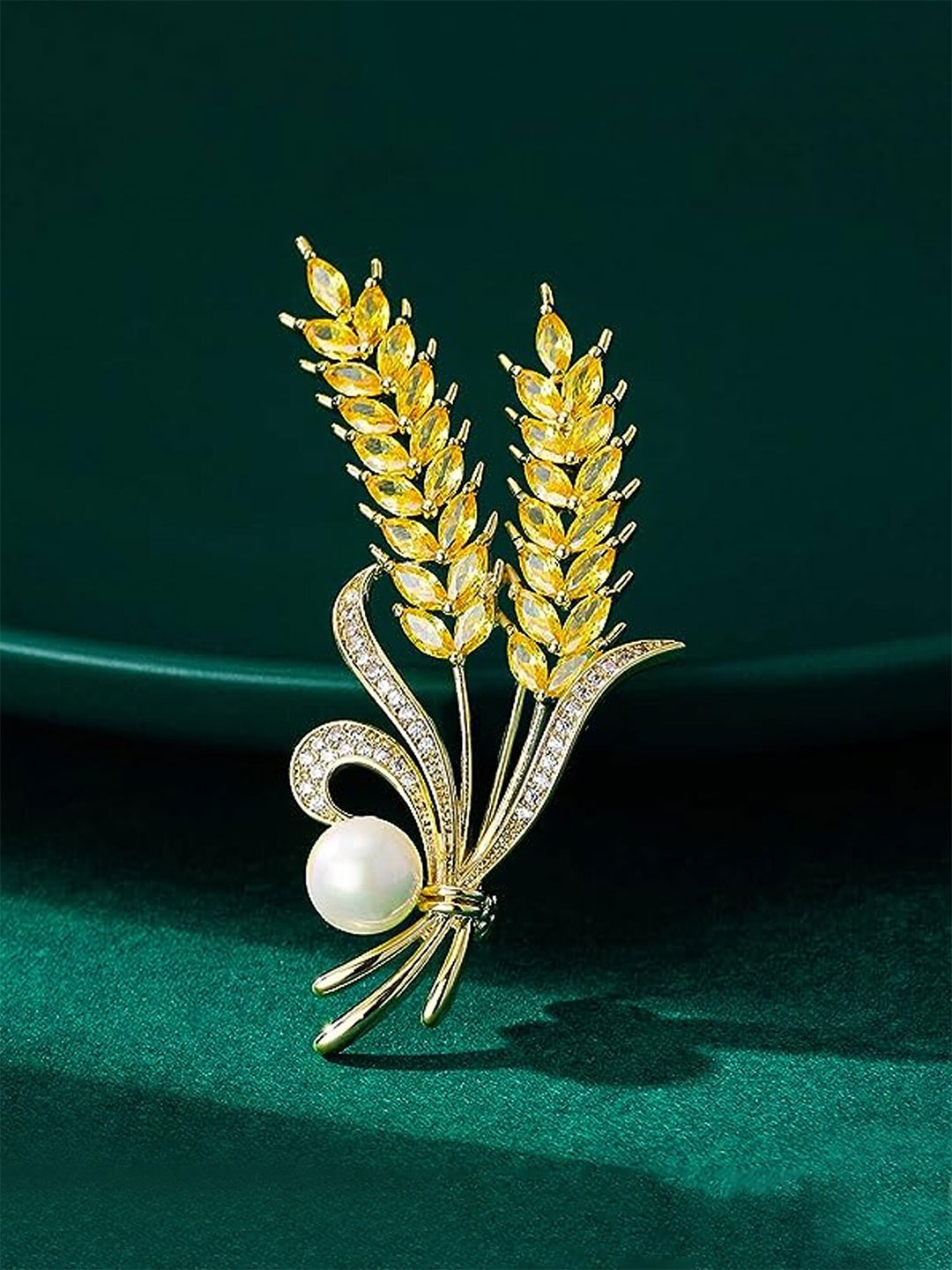 

Yellow Chimes Metal Leaf-Charm Brooch, Gold