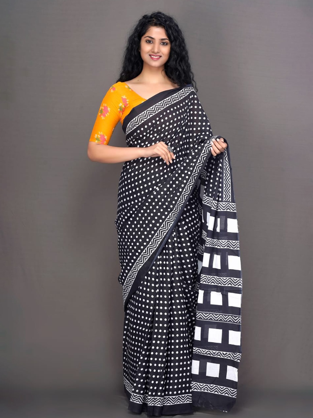 

JALTHER Polka Dots Printed Pure Cotton Saree, Black