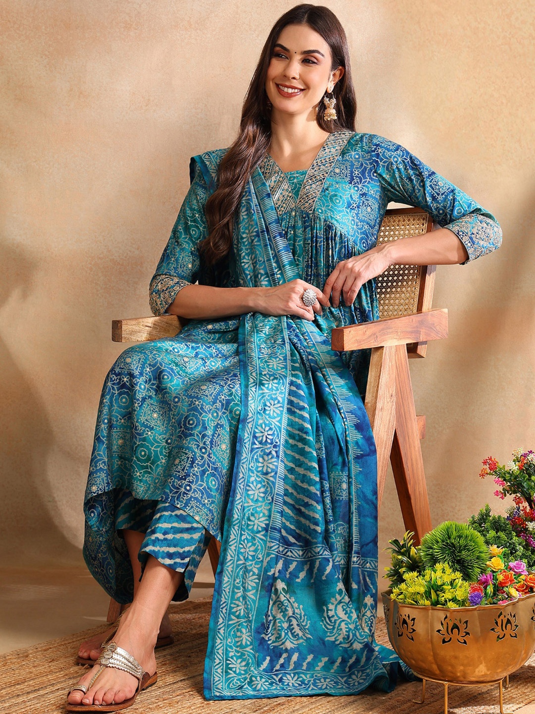 

AHIKA Floral Embroidered Empire Three-Quarter Sleeves Thread Work Kurta Set, Teal