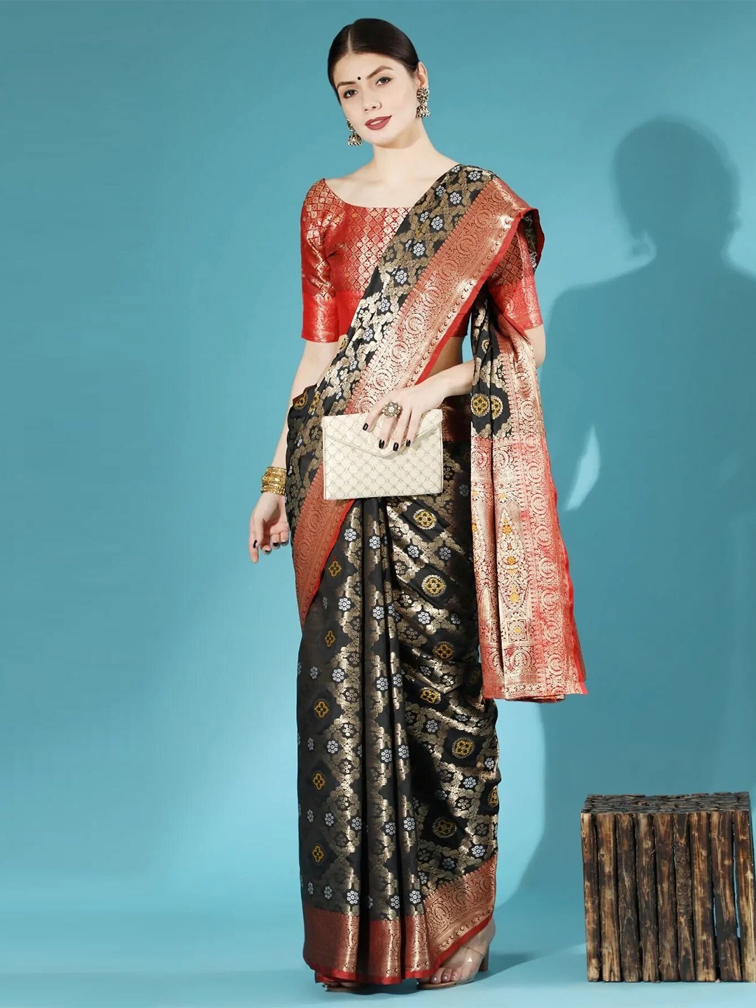 

MAGMINA Black & Red Self Design Embellished Geometric Print Silk Banarasi Saree