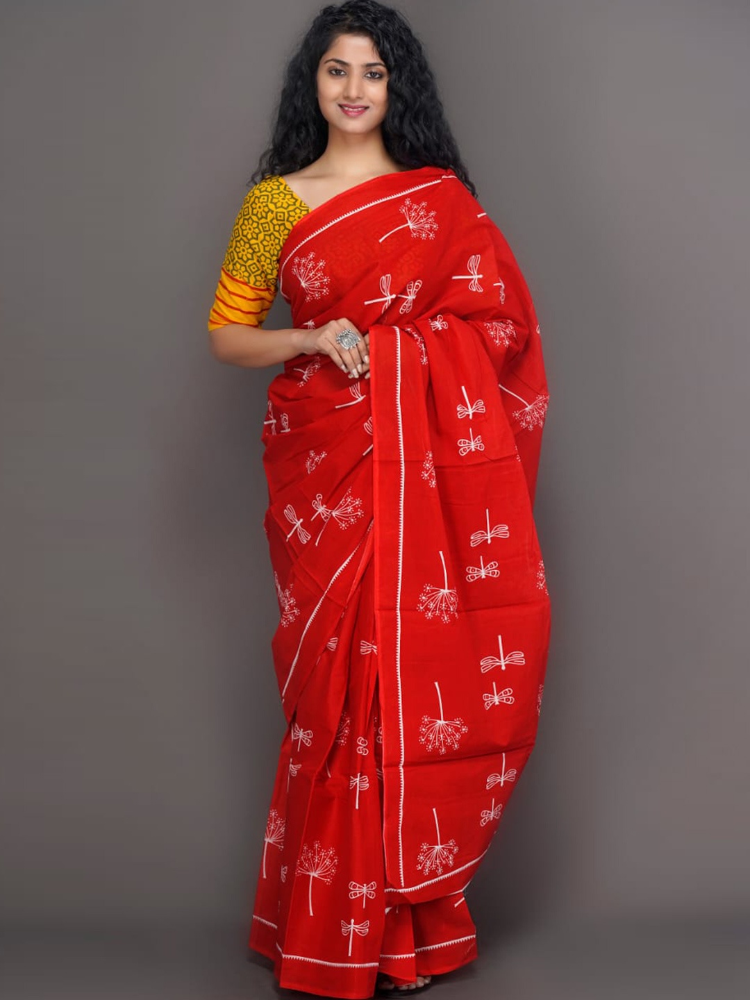 

KIAARON Abstract Pure Cotton Ikat Saree, Maroon